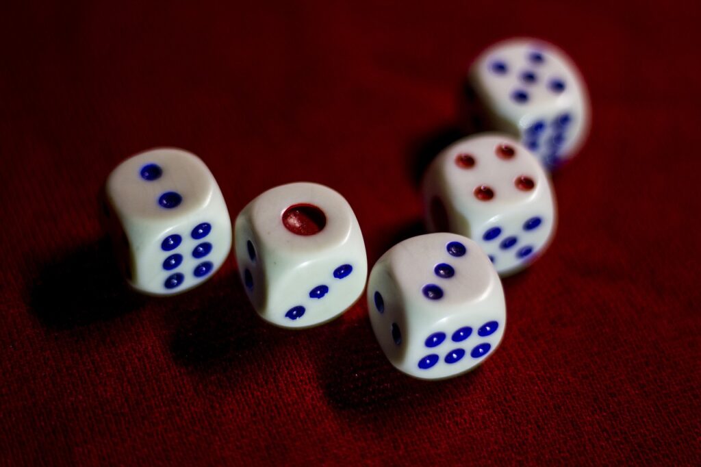 dice, game, chance-3743565.jpg