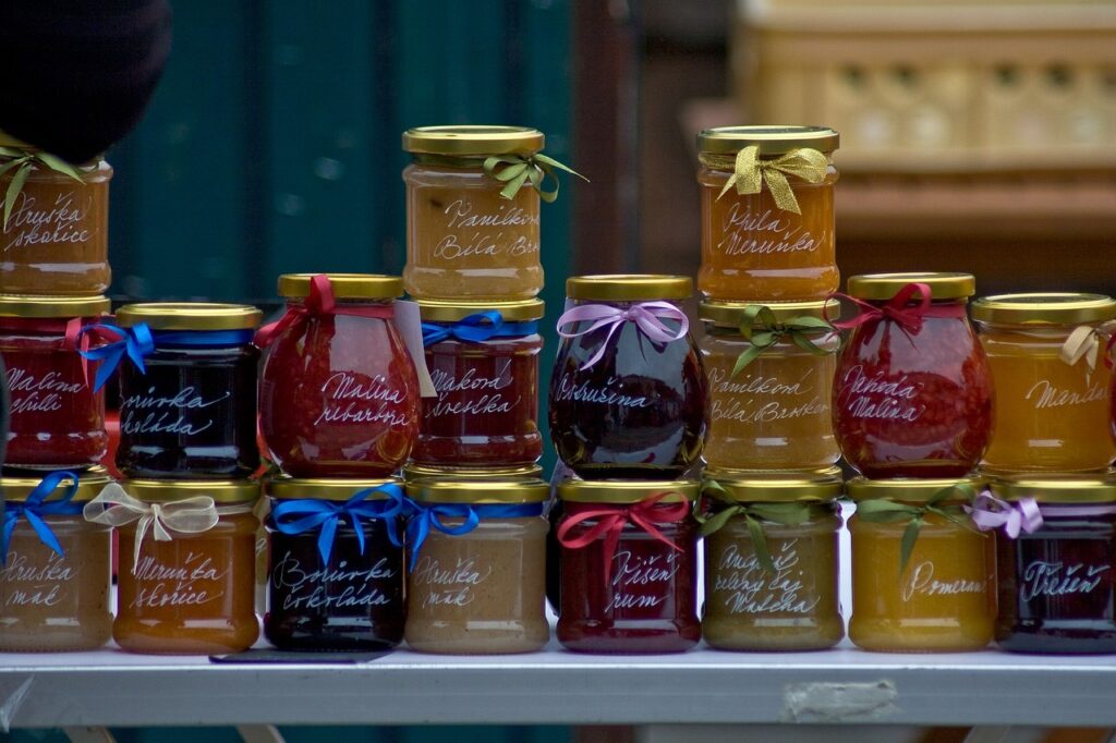 jams, marmalades, farmers market-997593.jpg